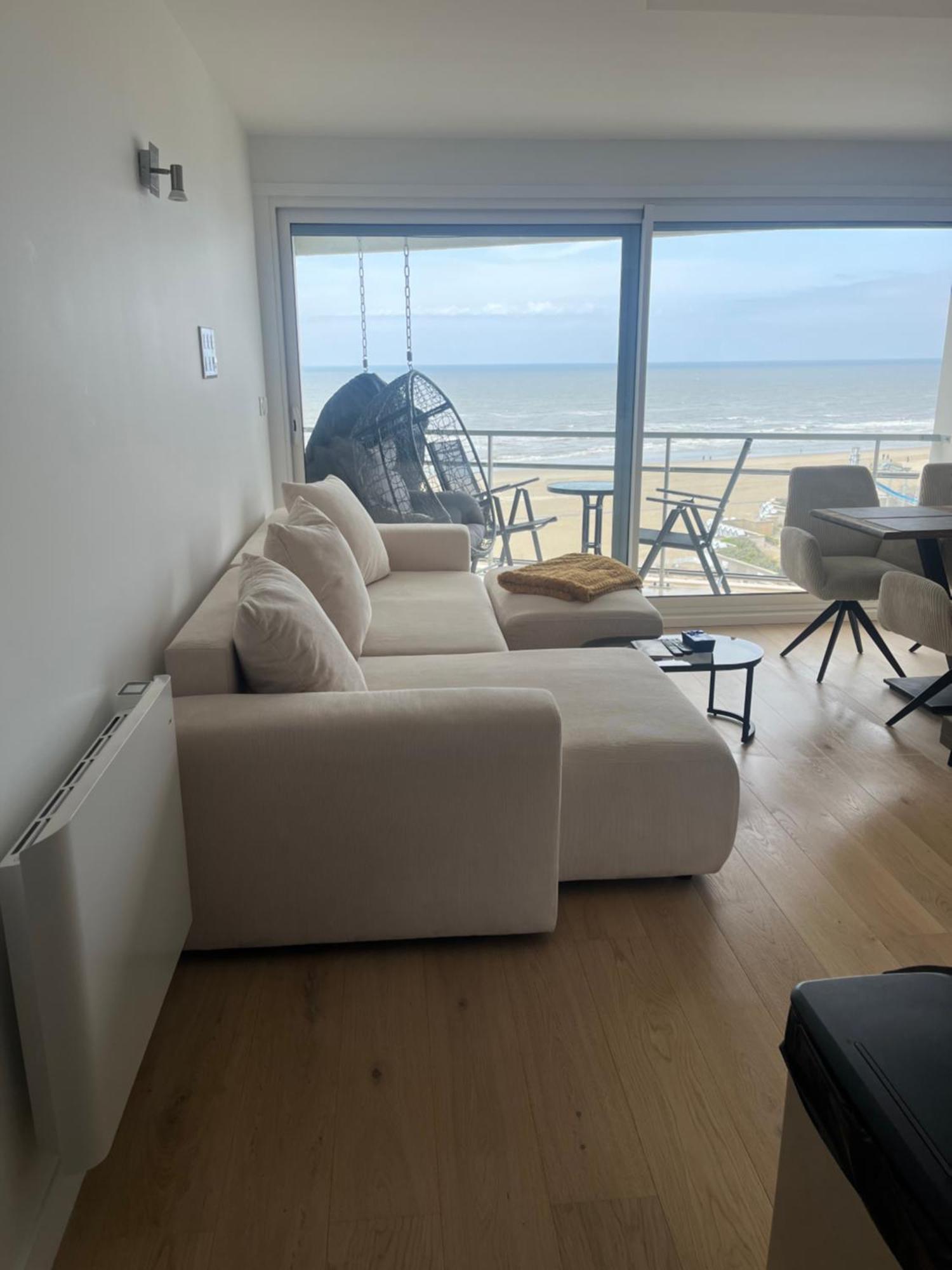 Le 912 Face Avec Balcon Apartment *